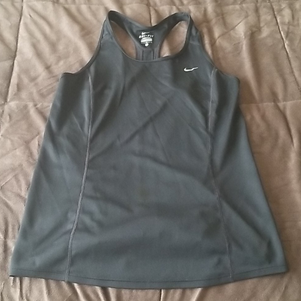 Black nike work out tank